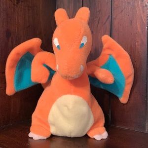 Vintage Charizard Pokemon 1998 Nintendo Creatures Gamefreak Game Freak Toy Doll